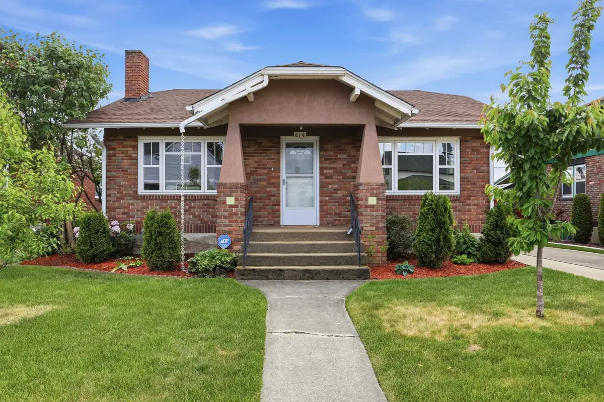 614 E Glass Ave, Spokane, WA 99207 - #1