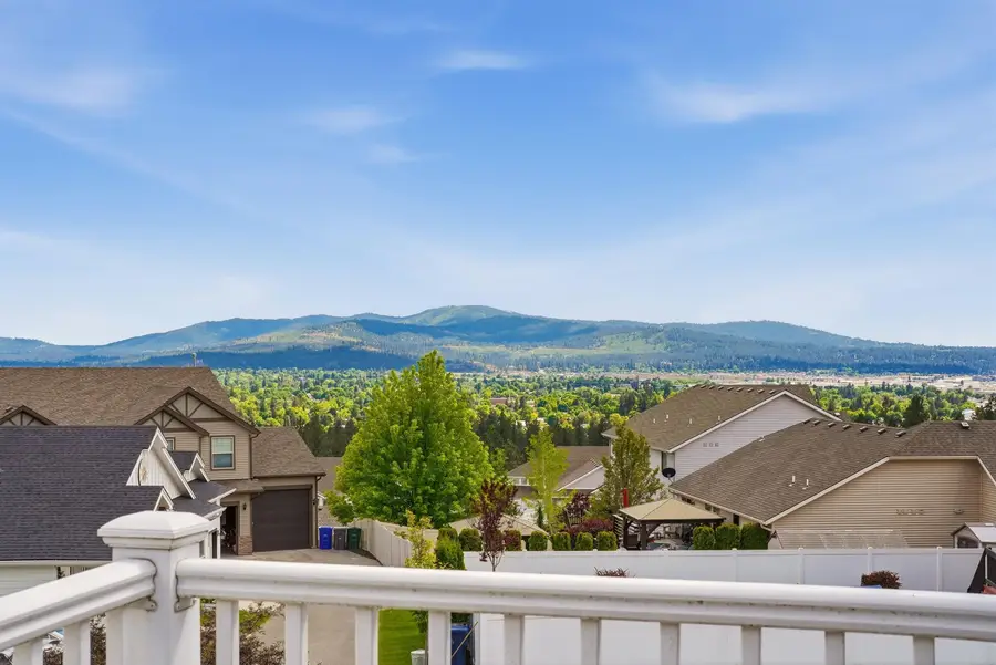 5106 N Emerald Ln, Spokane, WA 99212 - #2