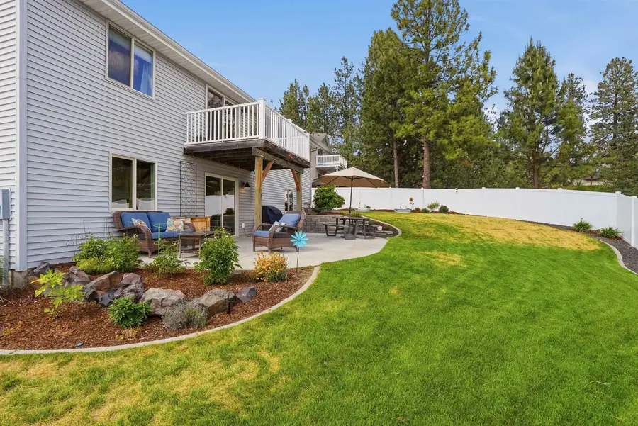 5106 N Emerald Ln, Spokane, WA 99212 - #3