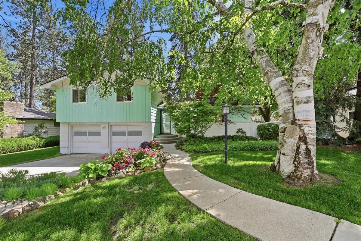 2428 E 39th Ave, Spokane, WA 99223 - #1
