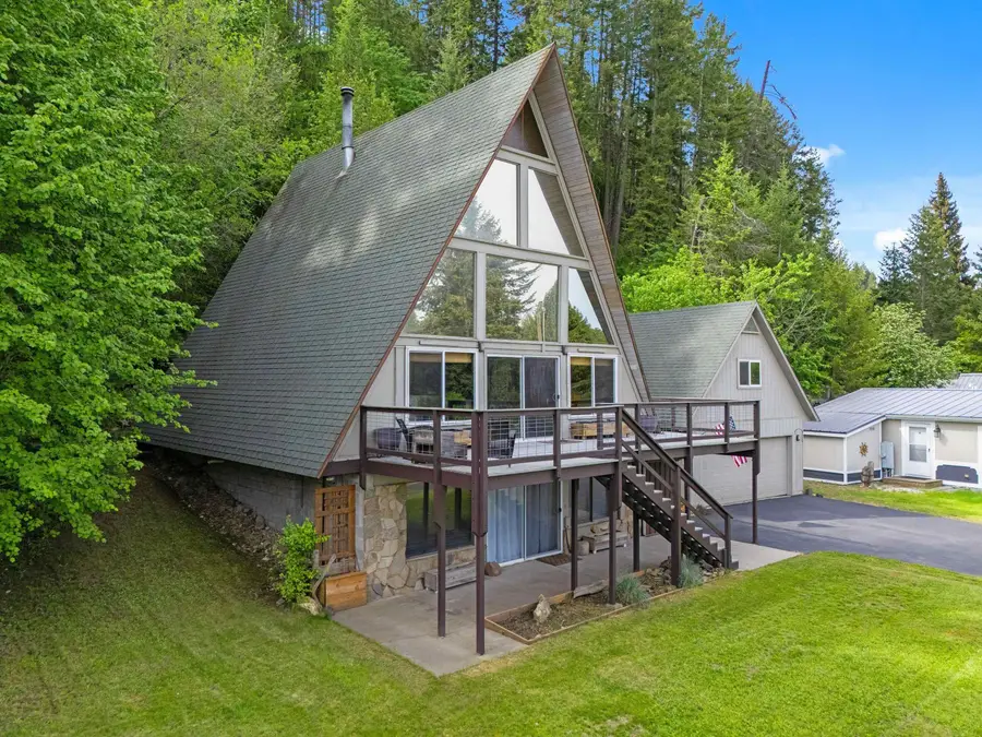 3803 Rainbow Dr, Loon Lake, WA 99148 - #2