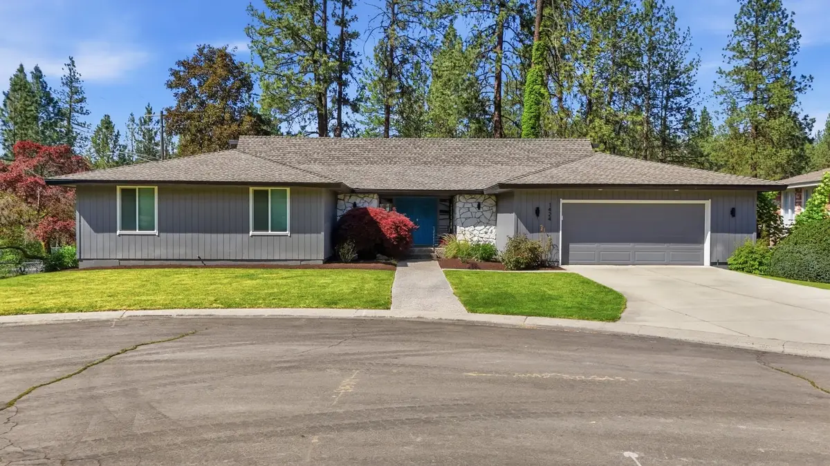 1424 W Bellwood Dr, Spokane, WA 99218 - #1