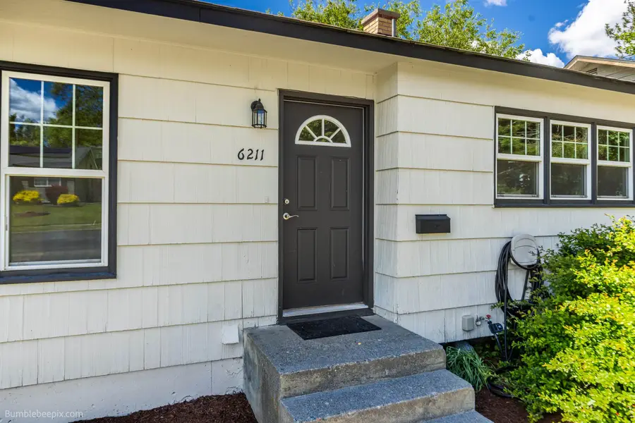 6211 N Sutherlin St, Spokane, WA 99205 - #2
