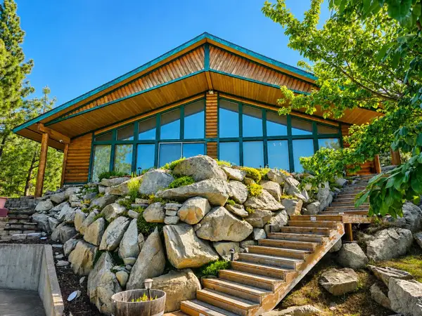 3821 Cummings Canyon Way, Nine Mile Falls, WA 99026