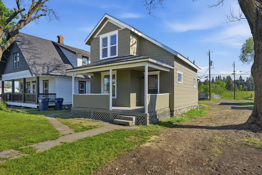 1418 E Pacific Ave, Spokane, WA 99202 - #2