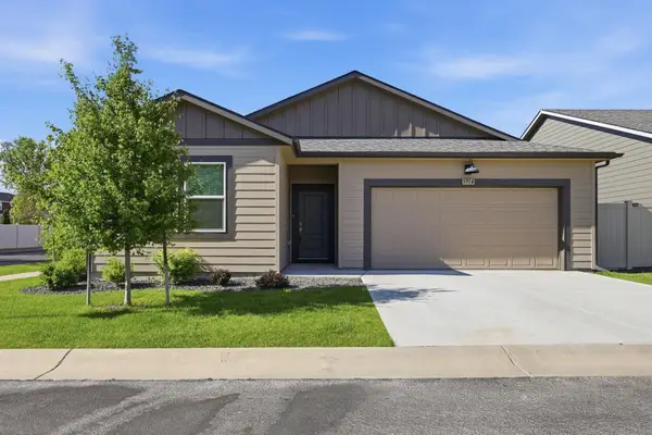 5914 W Georgetown Ln, Spokane, WA 99208
