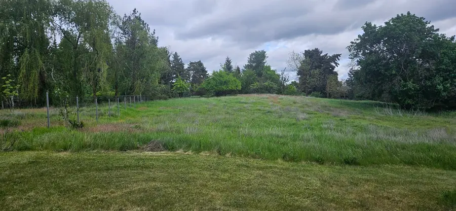 612 W Ivanhoe Rd, Spokane, WA 99218 - #2