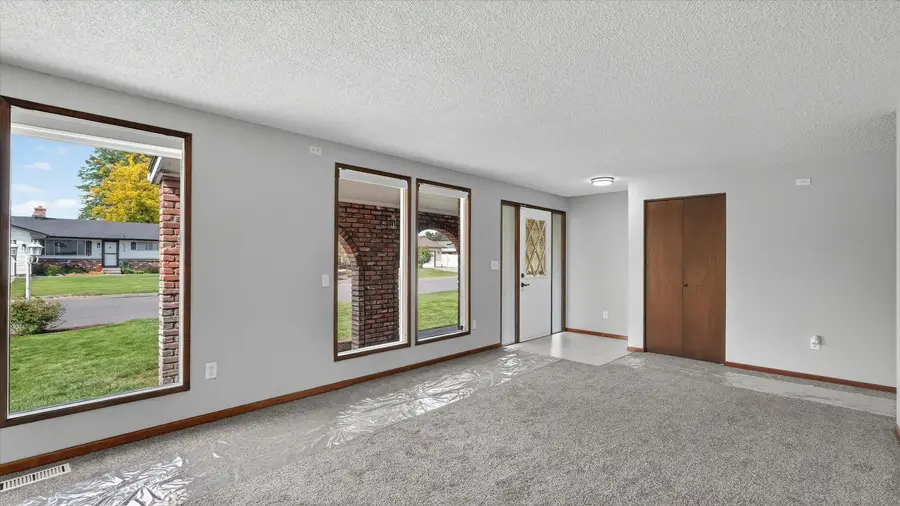 10810 E 35th Ave, Spokane Valley, WA 99206 - #3