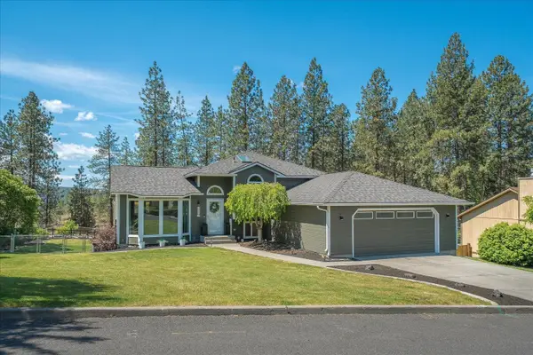 5507 W Pacific Park Dr, Spokane, WA 99208