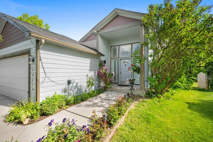 14716 E Crown Ave, Spokane Valley, WA 99216 - #3