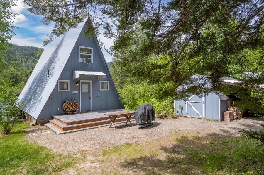 1632 E Joyner Dr, Cusick, WA 99119 - #2