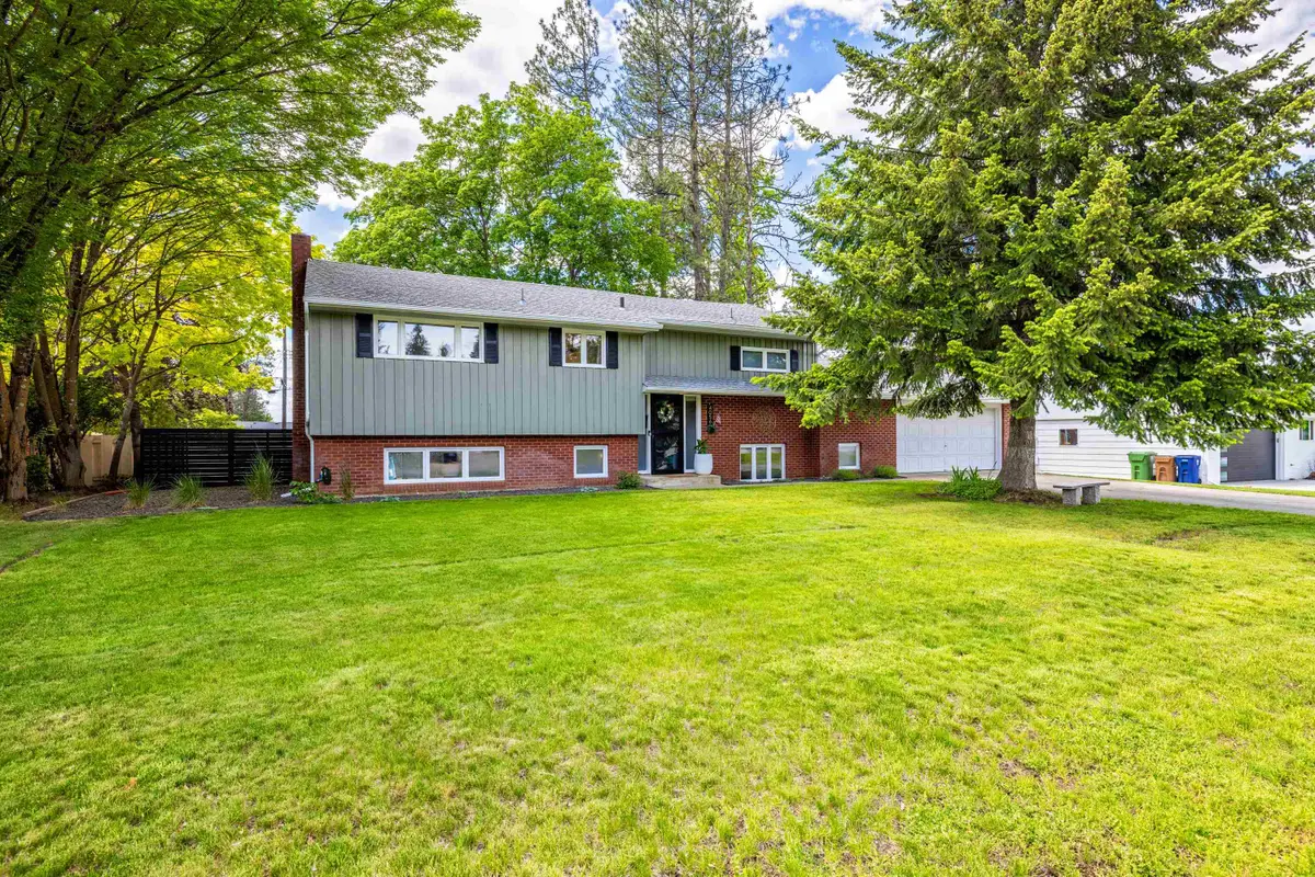 4056 S Madelia St, Spokane, WA 99203 - #1