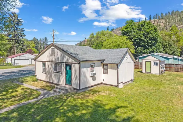380 W 5th Ave, Kettle Falls, WA 99141