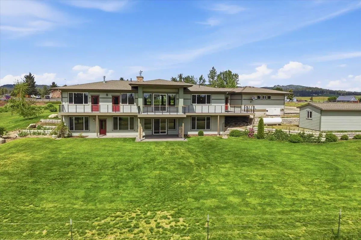 202 Allen Rd, Elk, WA 99009 - #1