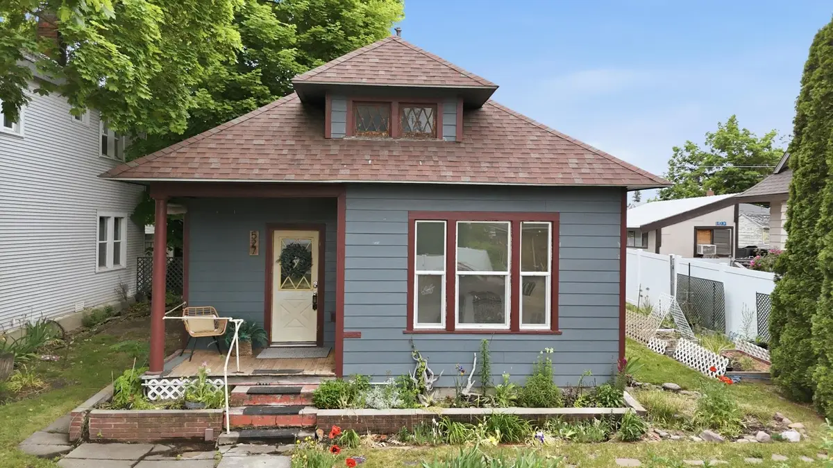 527 E Bridgeport Ave, Spokane, WA 99207 - #1