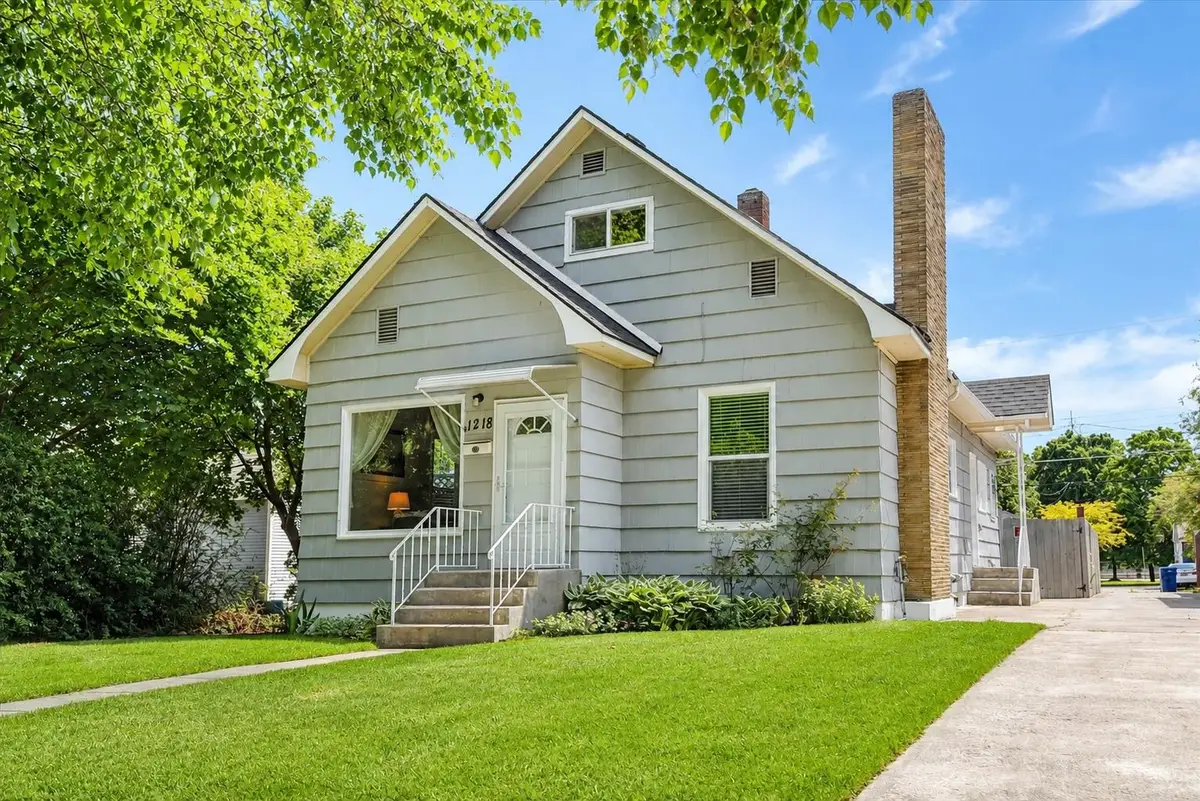 1218 E Augusta Ave, Spokane, WA 99207 - #1