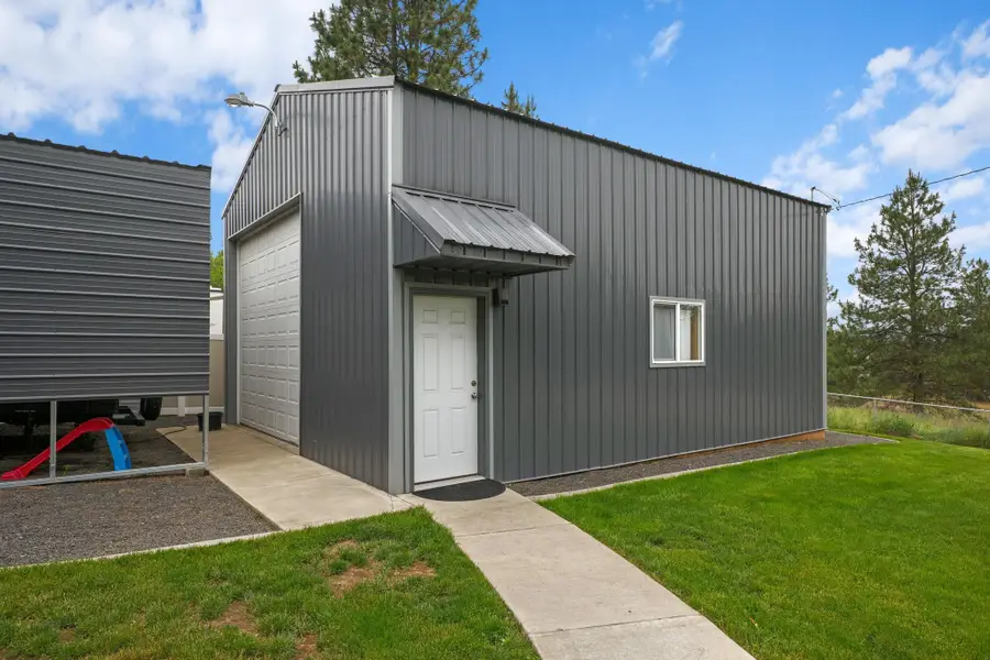 3405 E Buckley Ct, Mead, WA 99021 - #2