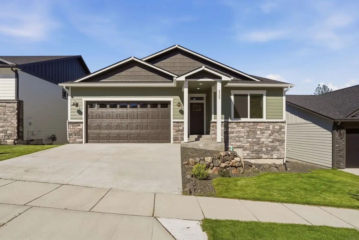 4233 W Tolliver Ct, Spokane, WA 99208 - #1