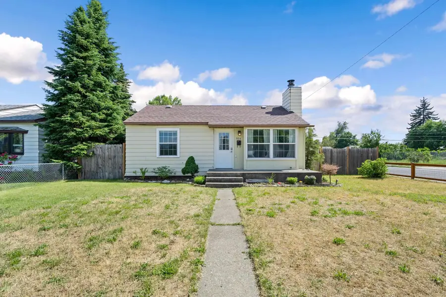 804 E Joseph Ave, Spokane, WA 99208 - #2