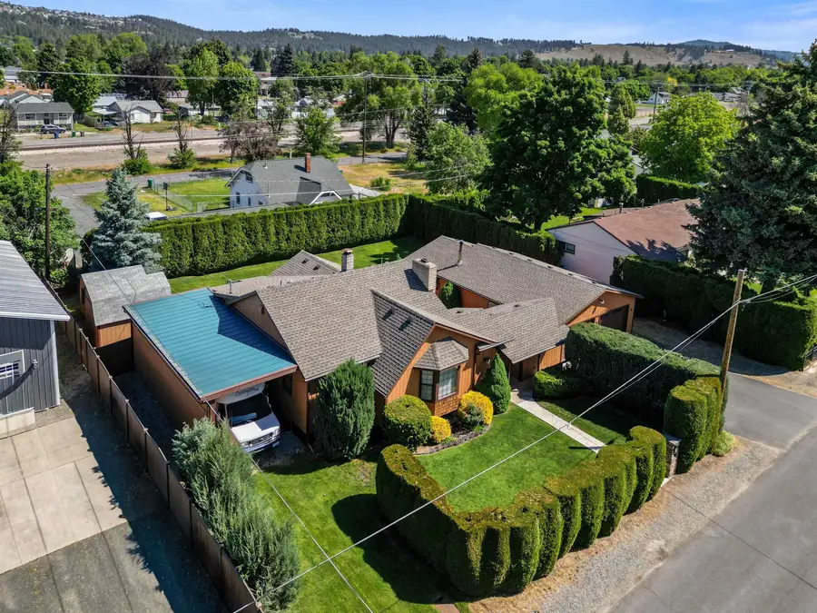 8203 E Frederick Ave, Spokane Valley, WA 99212 - #2