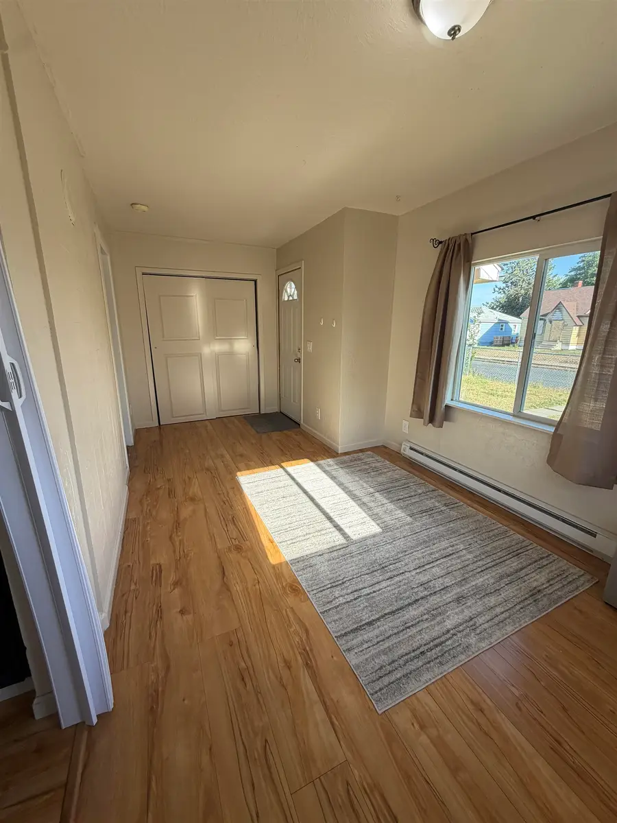 915 E Everette Ave, Spokane, WA 99207 - #2