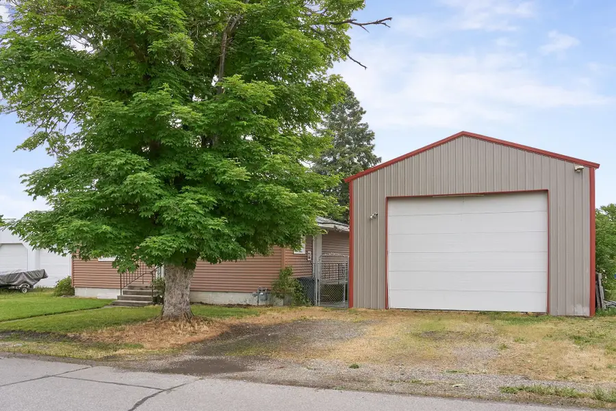 1212 N Bessie Rd, Spokane Valley, WA 99212 - #3