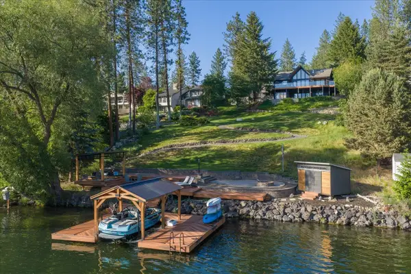 12911 W Shore Rd, Nine Mile Falls, WA 99026
