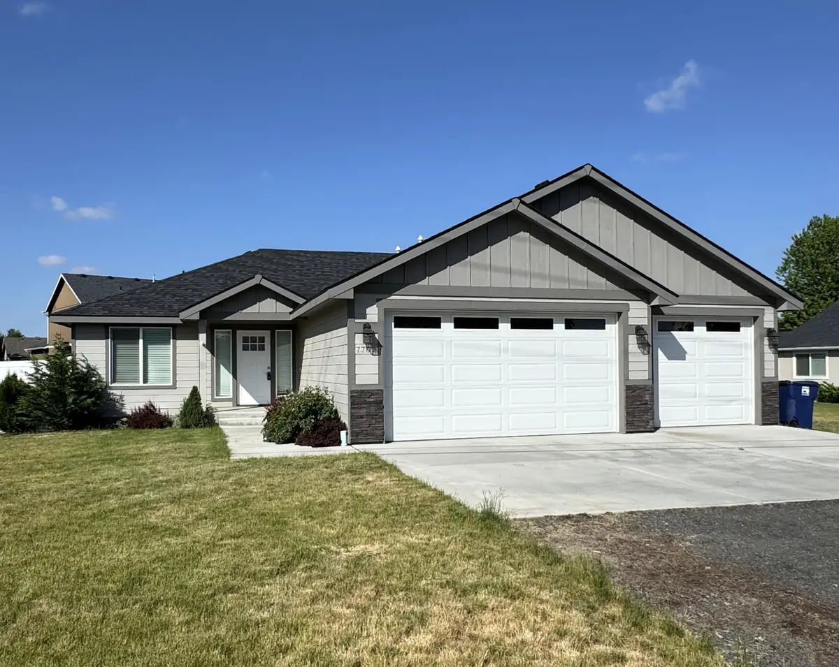 7702 N Five Mile Rd, Spokane, WA 99208 - #1