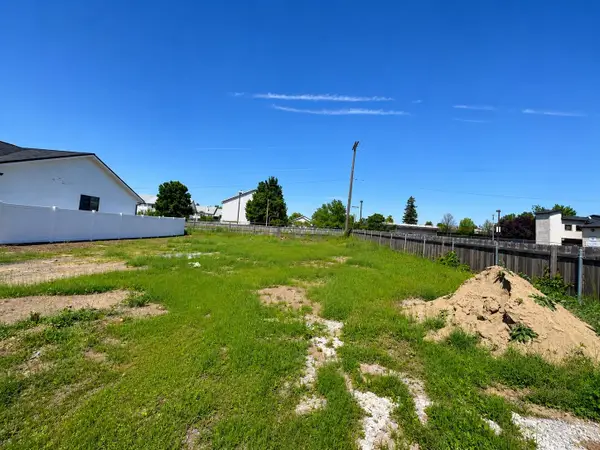 12121 E Sharp Ln, Spokane Valley, WA 99206
