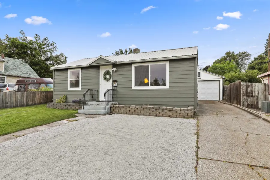 1221 E Ermina St, Spokane, WA 99207 - #2