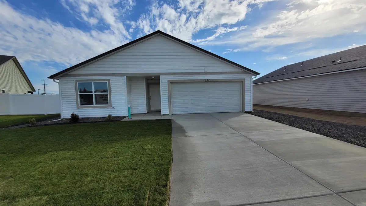 1013 E L St, Deer Park, WA 99006 - #1