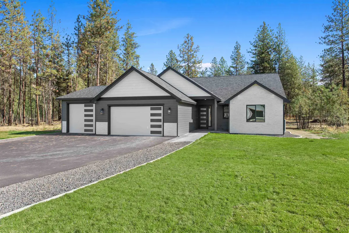 6563 Kate Dr, Nine Mile Falls, WA 99026 - #1