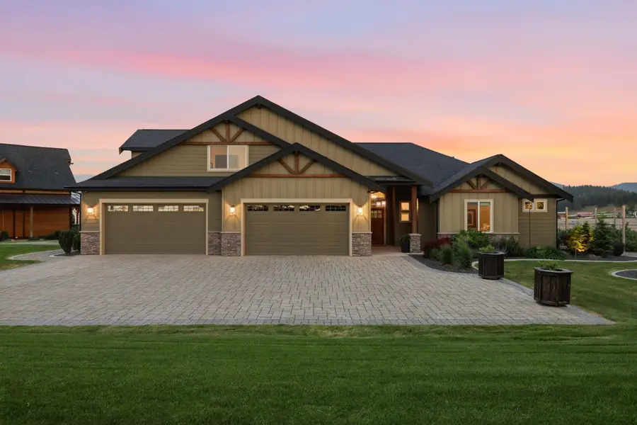 2329 S Rodeo Dr, Greenacres, WA 99016 - #2