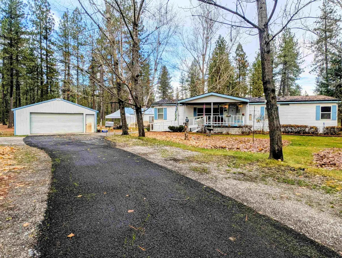 4040 Lyon Moss Rd, Loon Lake, WA 99148 - #1