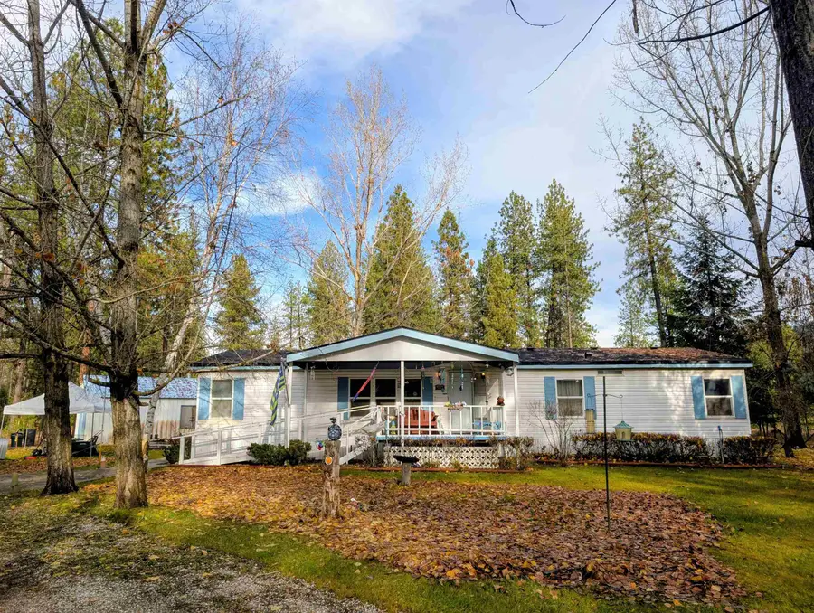 4040 Lyon Moss Rd, Loon Lake, WA 99148 - #2