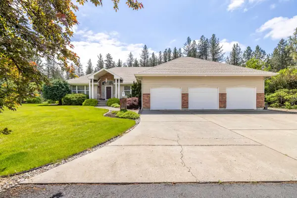 9509 W Tormey Rd, Nine Mile Falls, WA 99026