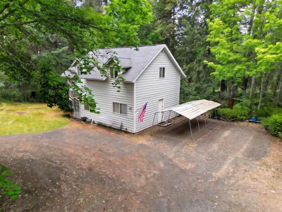 4421 E Chattaroy Rd, Chattaroy, WA 99003 - #2
