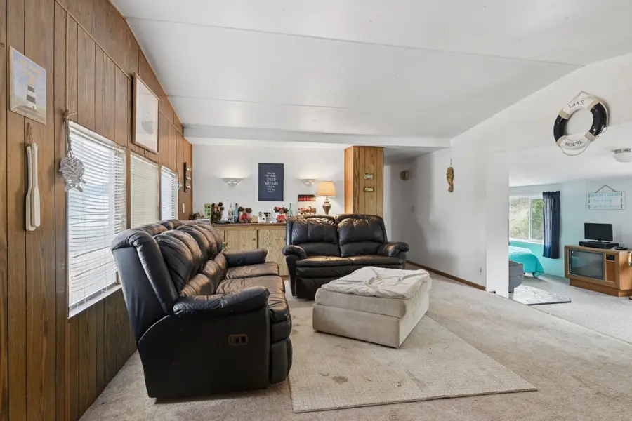 31884 E Phillips Ln, Davenport, WA 99122 - #3