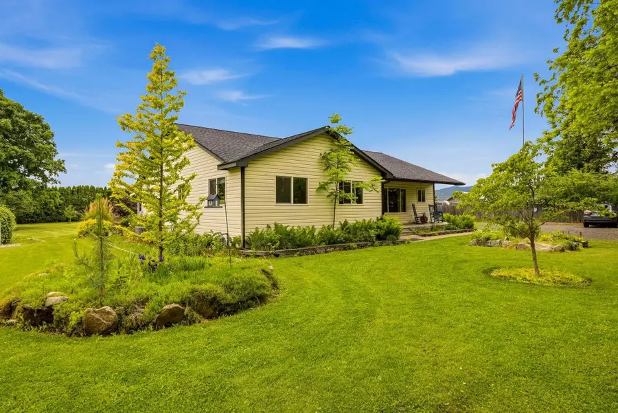 3403 N Corrigan Rd, Otis Orchards, WA 99027 - #3