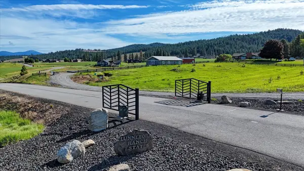 8505 N Kelsey Dawn Ln, Spokane, WA 99217