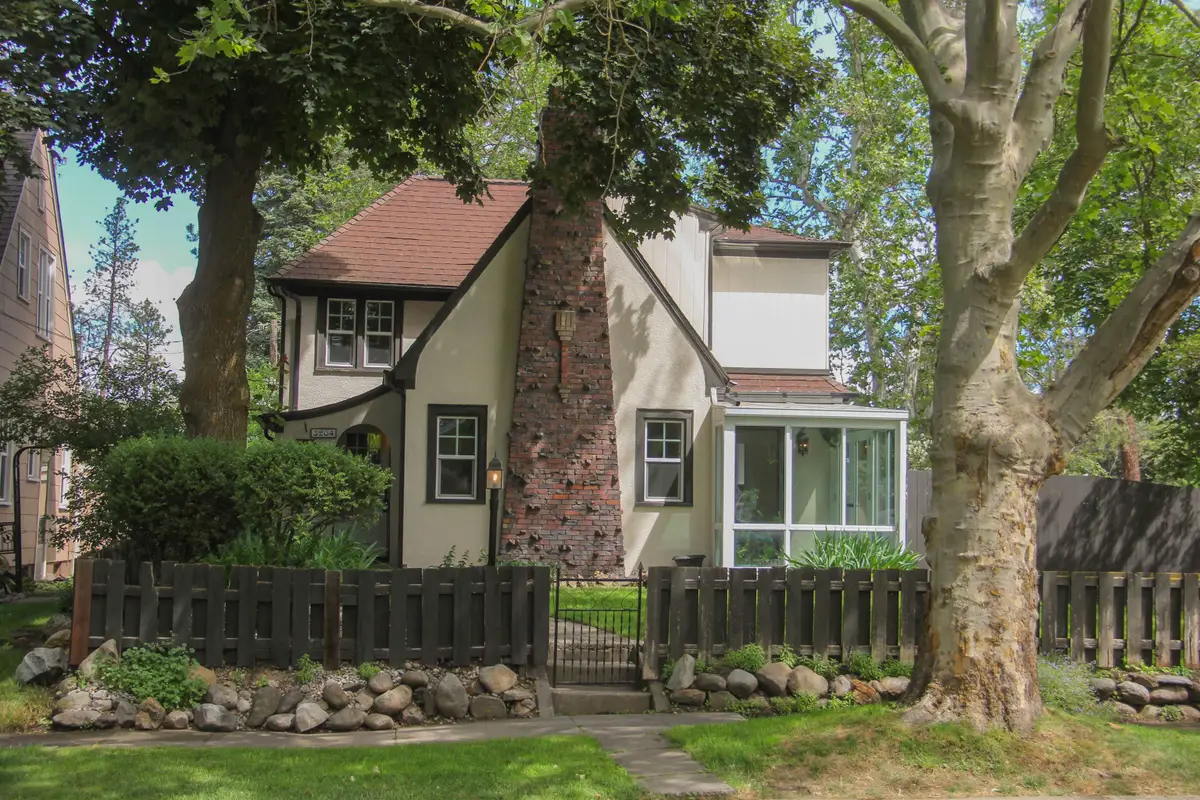 3204 W Cora Ave, Spokane, WA 99205 - #1