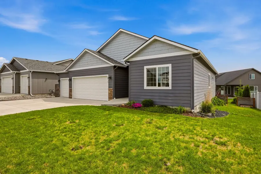 8470 N Oak St, Spokane, WA 99208 - #3
