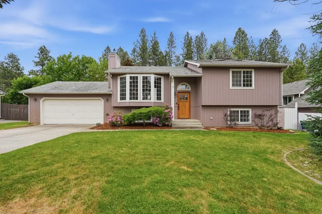 410 E Pine Needle Ave, Colbert, WA 99005 - #1