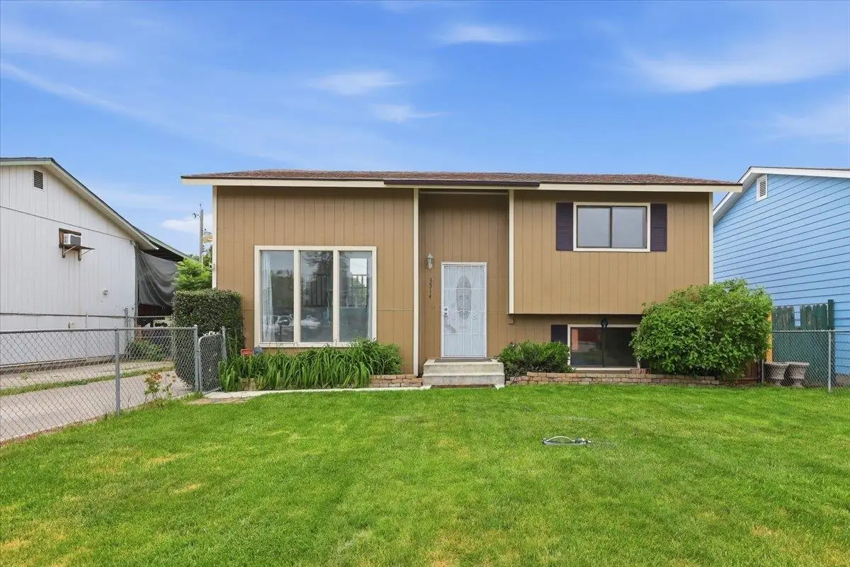 3314 E Courtland Ave, Spokane, WA 99207 - #1