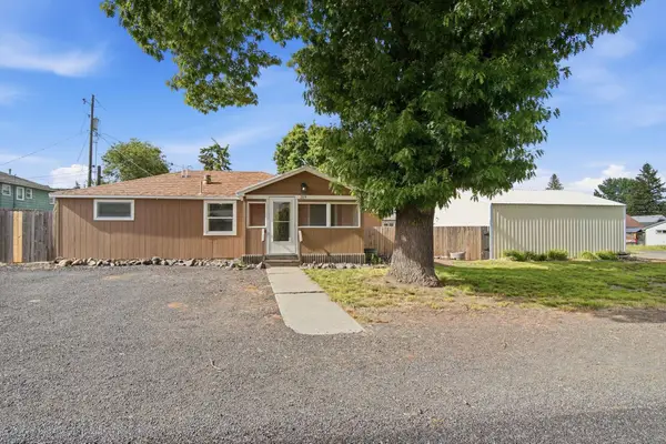 319 E Spence St, Medical Lake, WA 99022