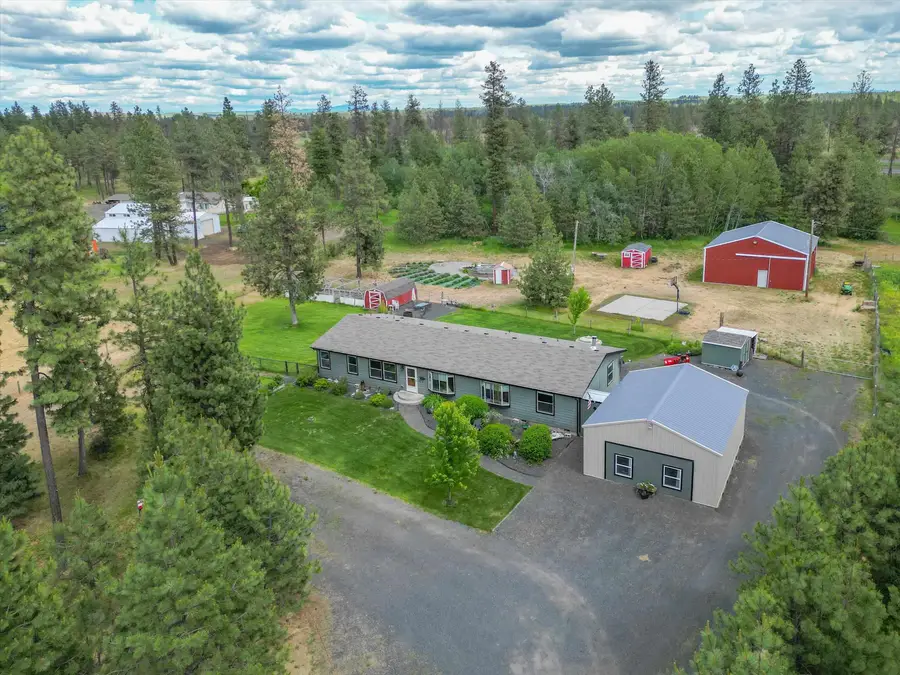 17615 S Robinette Dr, Cheney, WA 99004 - #2