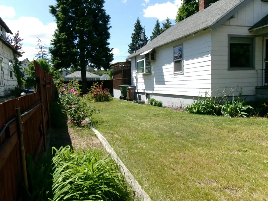 1520 E 1st Ave, Spokane, WA 99202 - #2