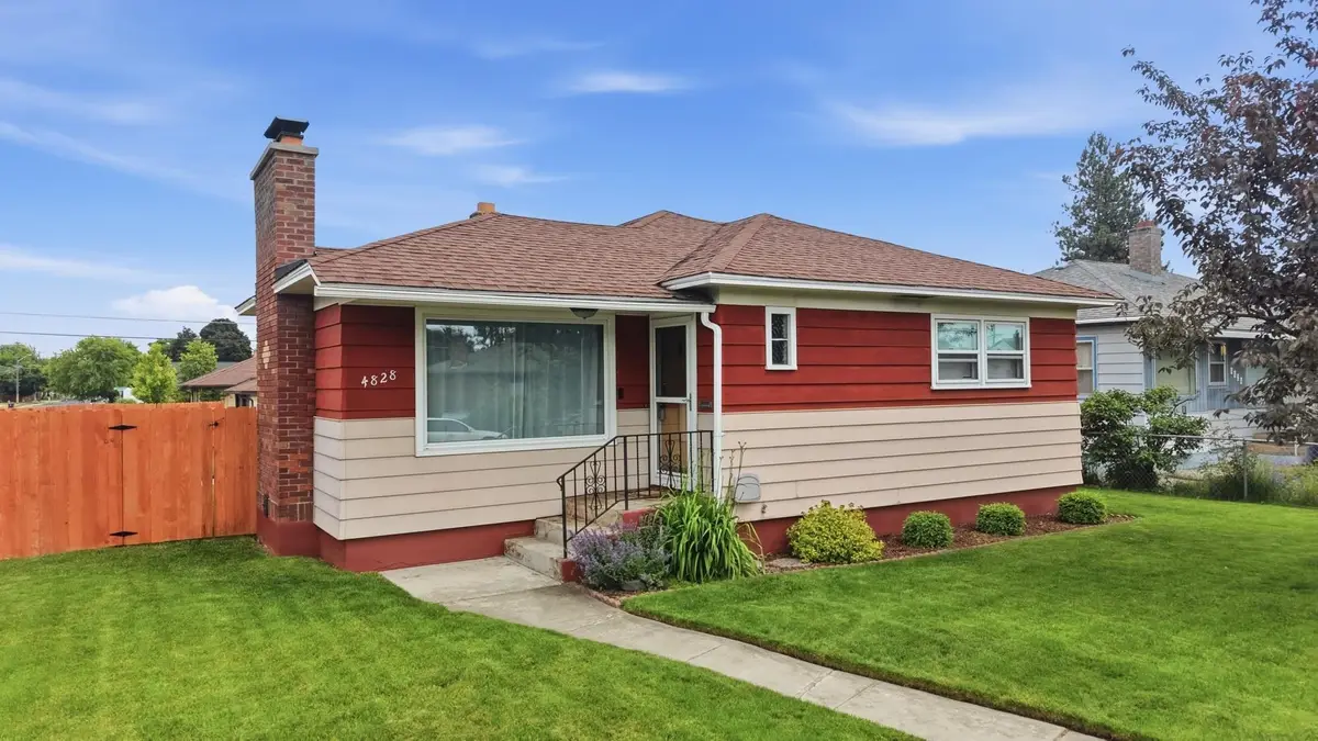 4828 N Washington St, Spokane, WA 99205 - #1