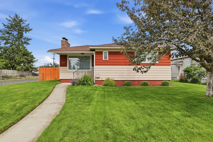 4828 N Washington St, Spokane, WA 99205 - #2