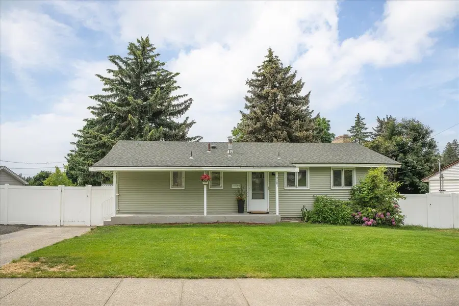 2507 W Holyoke Ave, Spokane, WA 99208 - #2